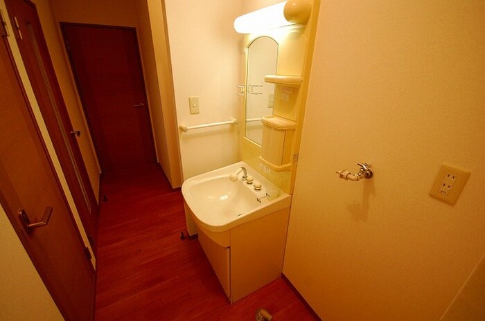 物件内観写真9　(洗面)