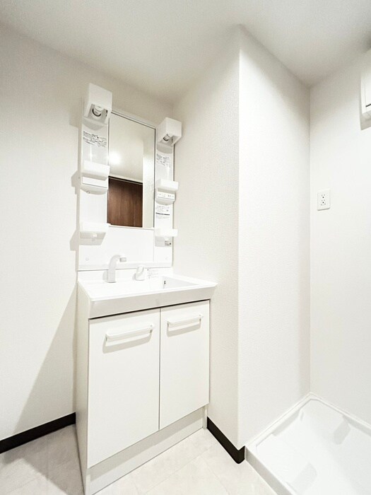 物件内観写真9　(洗面)