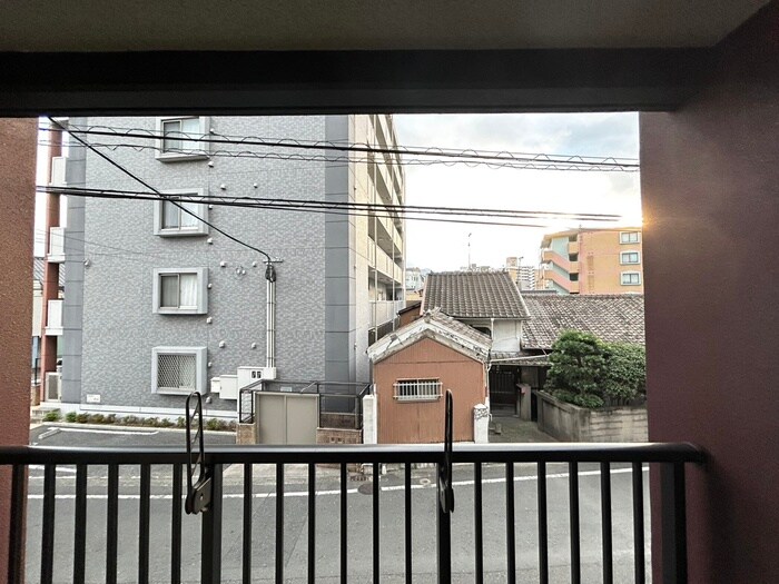 物件内観写真22　(室内からの展望)