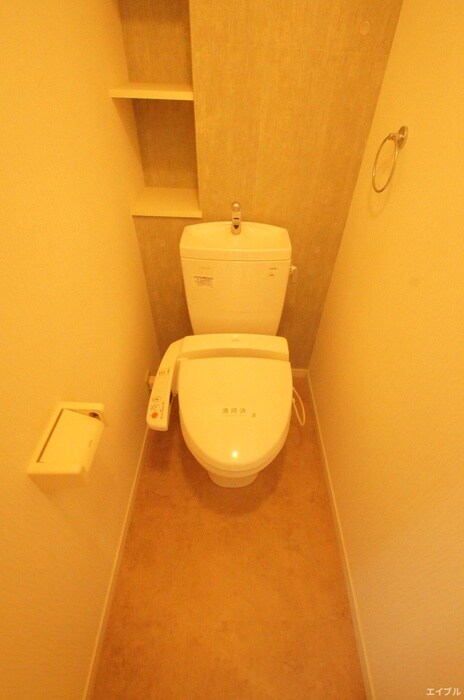 物件内観写真15　(トイレ)