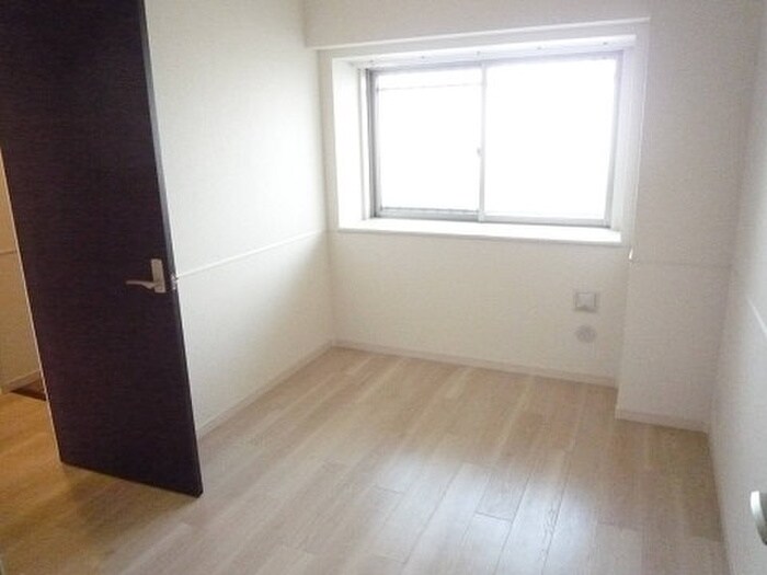 物件内観写真8　(内観写真)