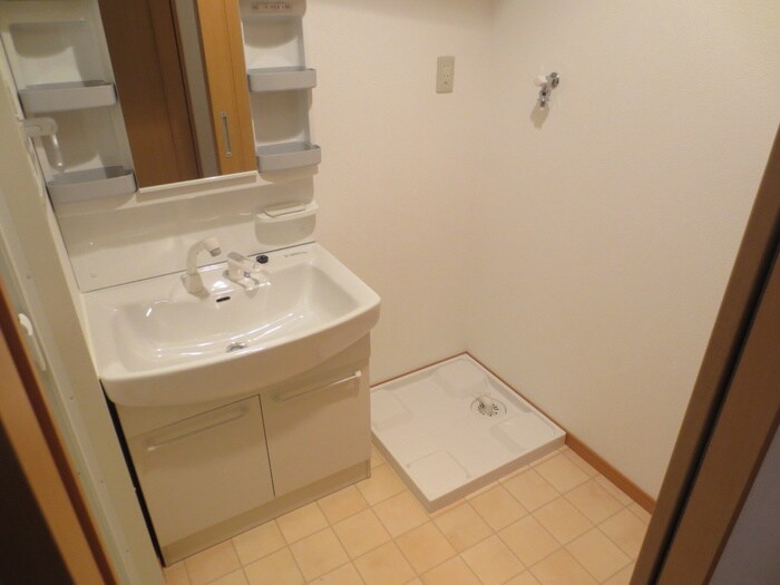 物件内観写真11　(洗面)