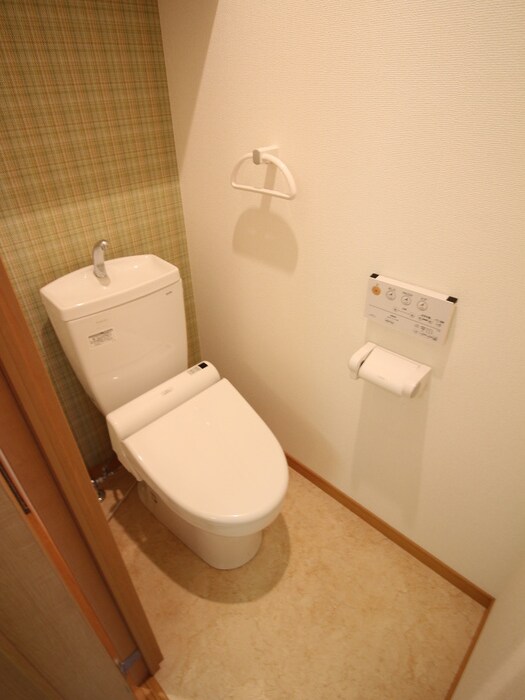 物件内観写真14　(トイレ)