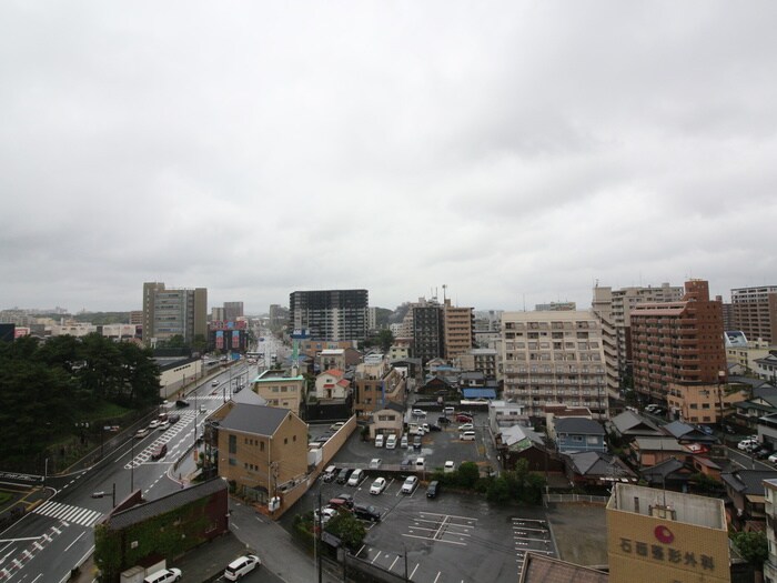 物件内観写真16　(室内からの展望)