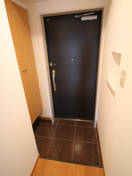 物件内観写真20　(玄関)