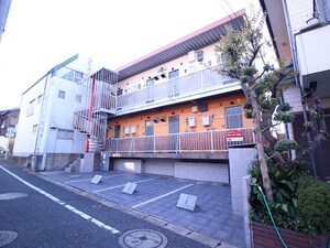 Ｎｏ．２ホワイトフォ－ラム足原外観写真