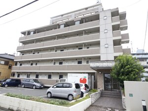 フロント リブ外観写真