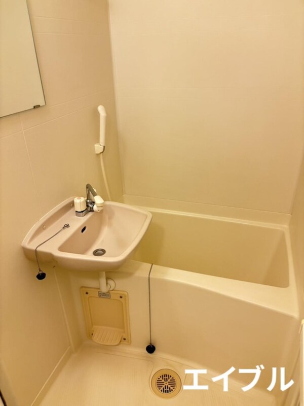 バス／シャワールーム等