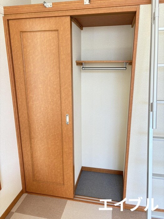 物件内観写真11　(収納)