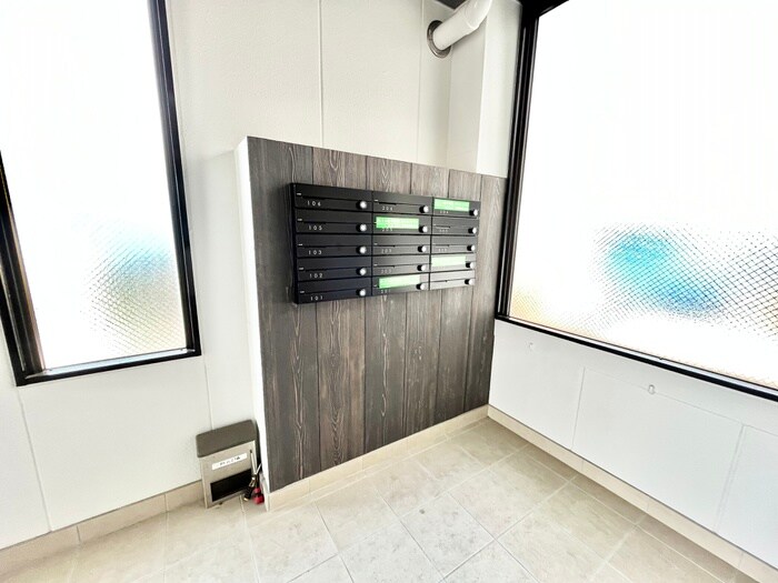 物件外観写真4　(建物設備)