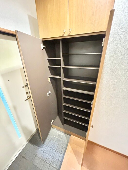 物件内観写真21　(靴箱)