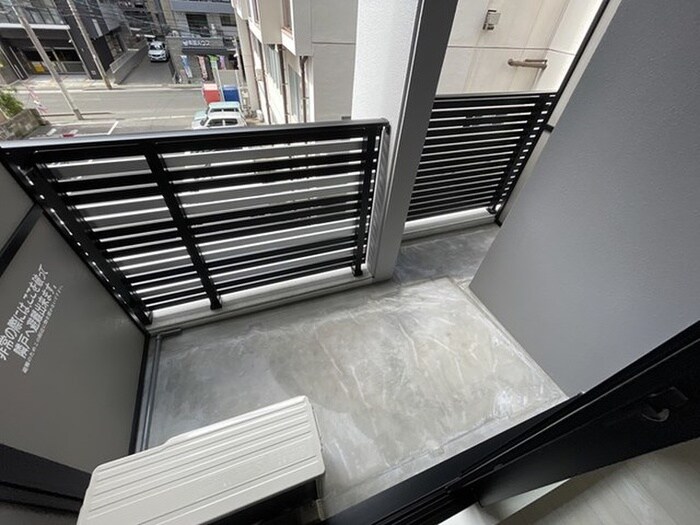 物件内観写真6　(ベランダ・バルコニー)