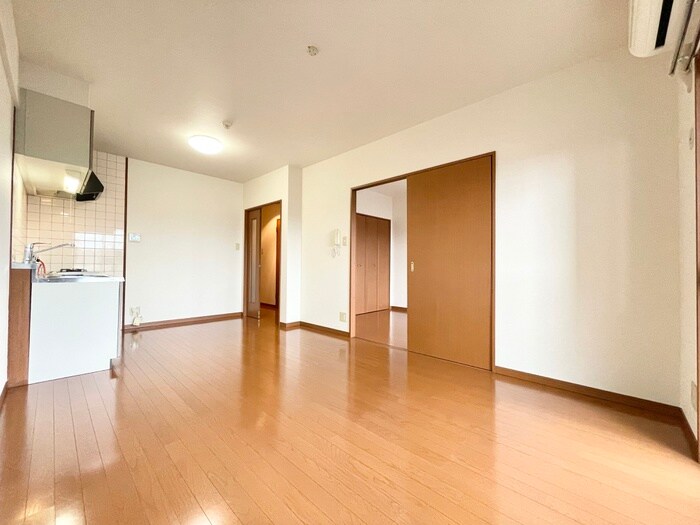 物件内観写真6　(居室)