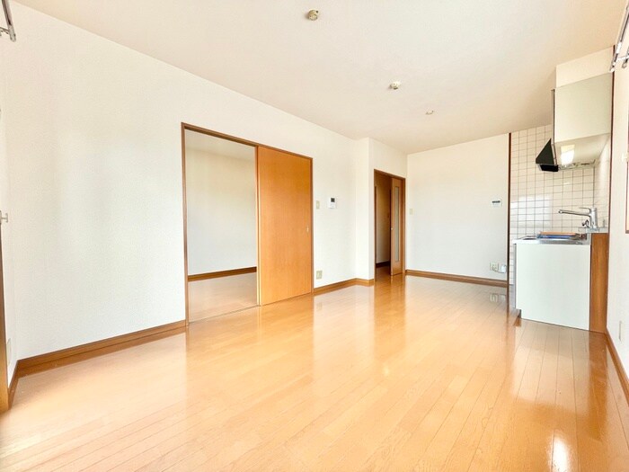 物件内観写真6　(居室)