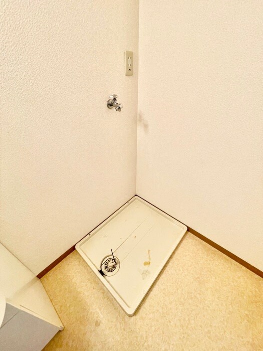 物件内観写真19　(洗濯機置場)