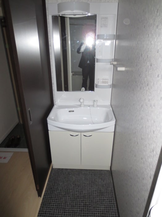 物件内観写真9　(洗面)