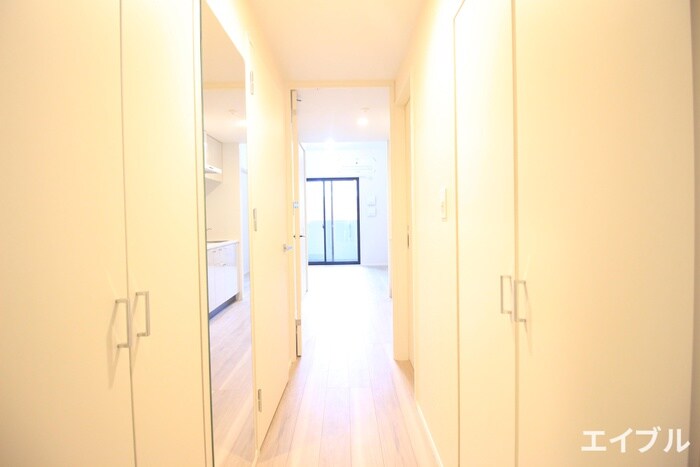 物件内観写真17　(廊下)