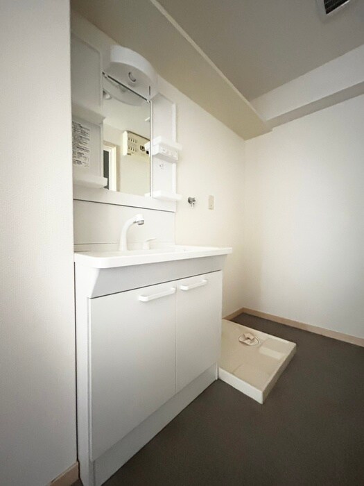 物件内観写真8　(洗面)