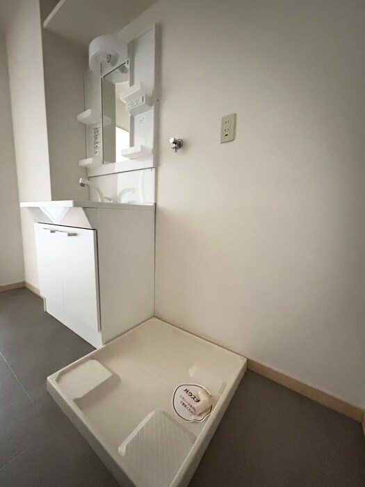 物件内観写真9　(ベランダ・バルコニー)