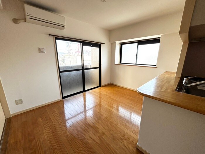 物件内観写真17　(居室)