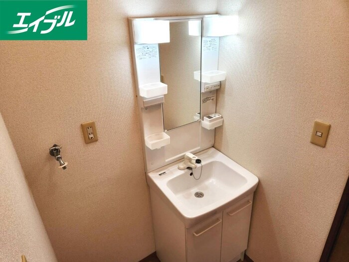 物件内観写真12　(洗面)