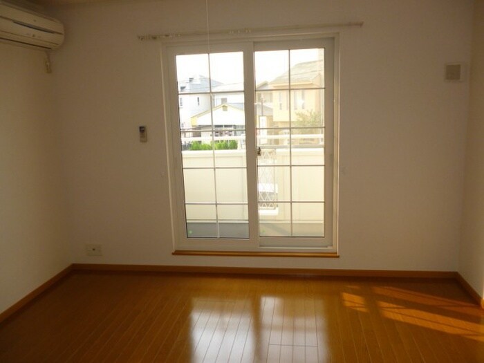 物件内観写真5　(居室)