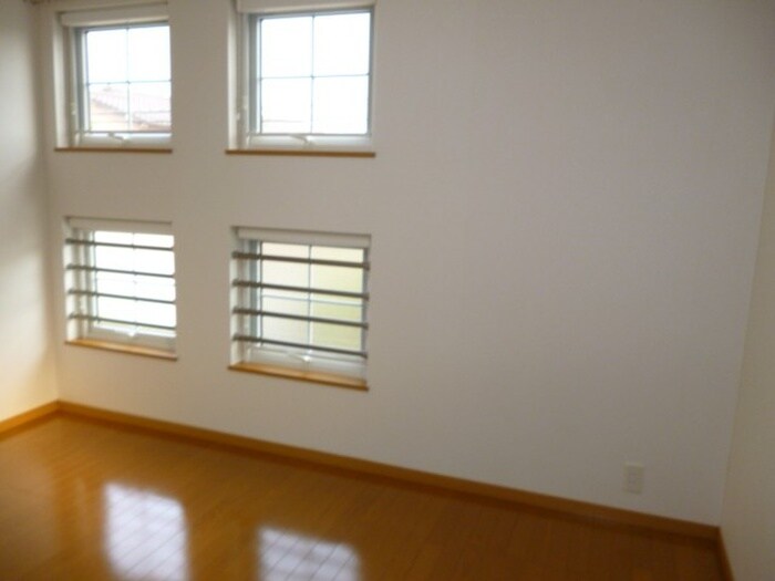 物件内観写真11　(居室)
