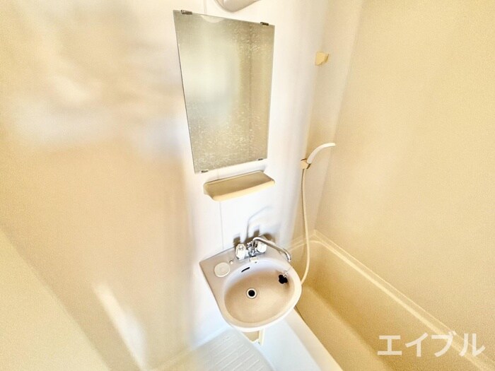 物件内観写真13　(洗面)