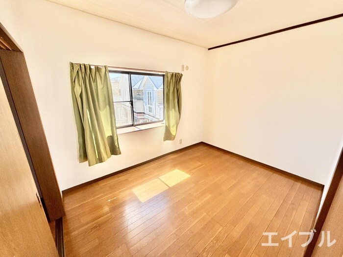 物件内観写真14　(居室)