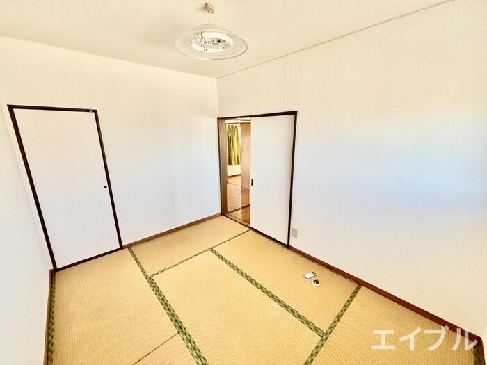 物件内観写真15　(居室)