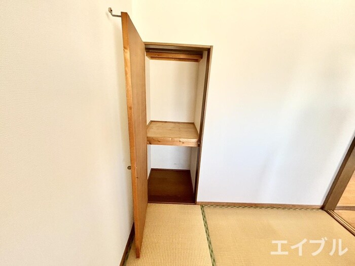 物件内観写真16　(収納)