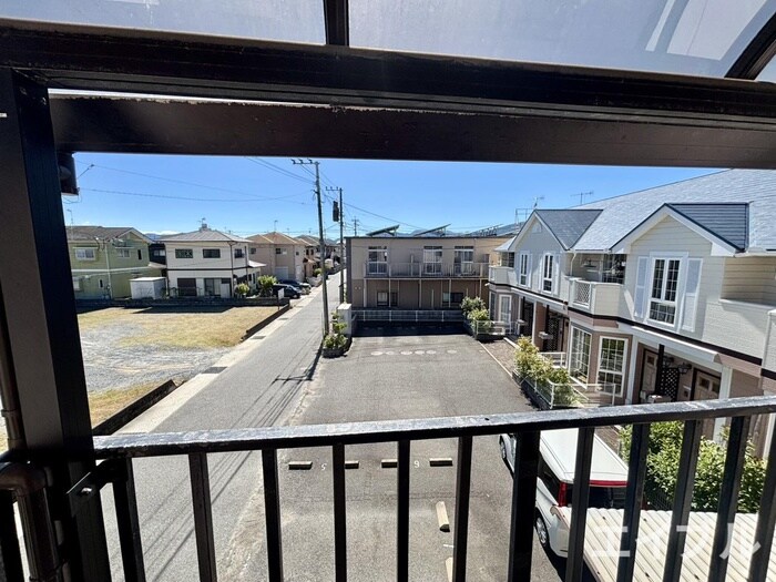 物件内観写真18　(室内からの展望)