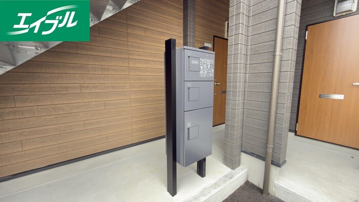 物件外観写真6　(建物設備)