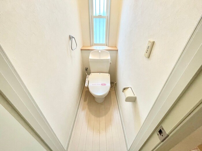 物件内観写真9　(トイレ)