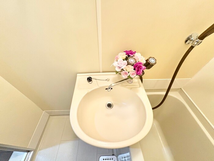 物件内観写真11　(洗面)