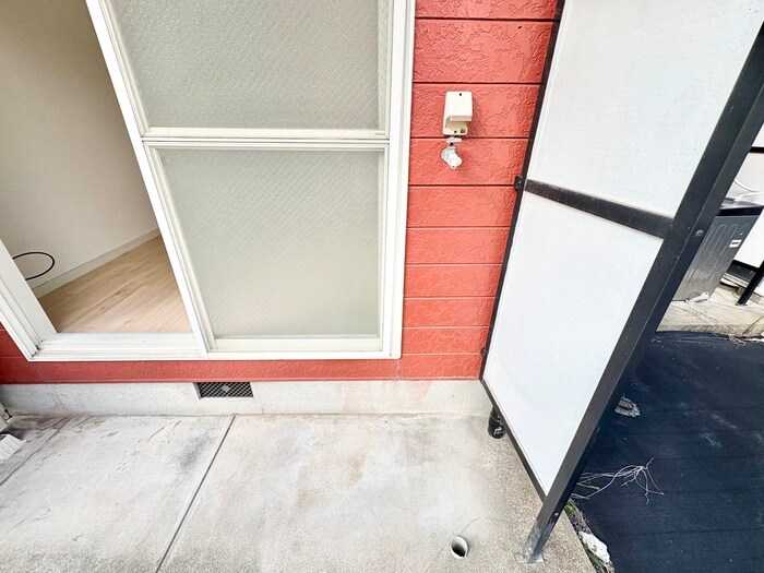 物件内観写真18　(洗濯機置場)