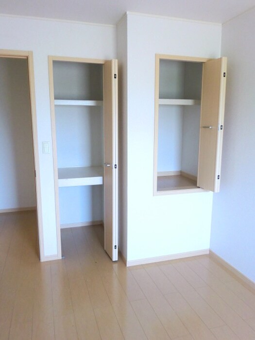 物件内観写真11　(収納)