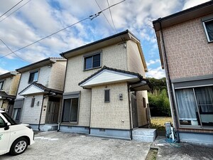 山春貸家Ⅱ　B号外観写真