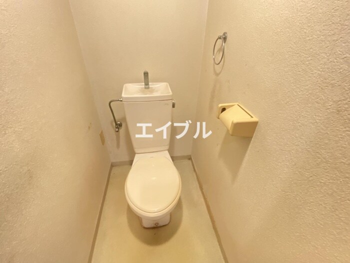 物件内観写真10　(トイレ)