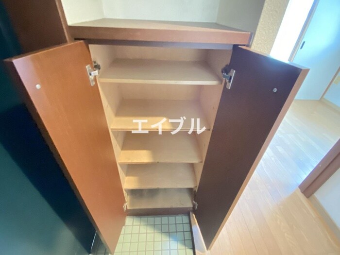 物件内観写真17　(靴箱)