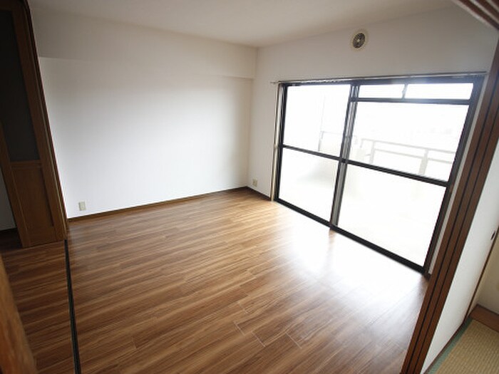 物件内観写真7　(内観写真)