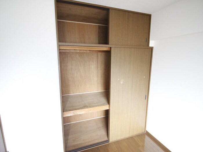 物件内観写真10　(収納)