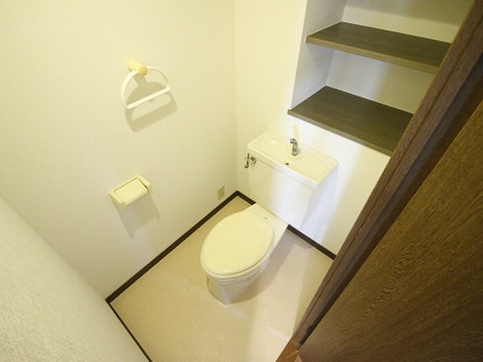 物件内観写真12　(トイレ)