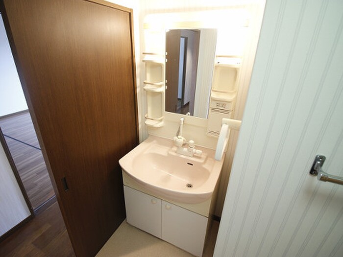 物件内観写真13　(洗面)