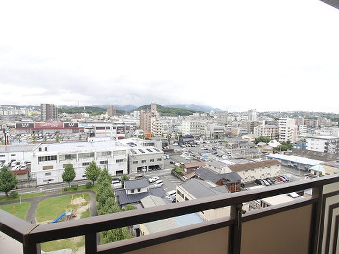 物件内観写真15　(室内からの展望)