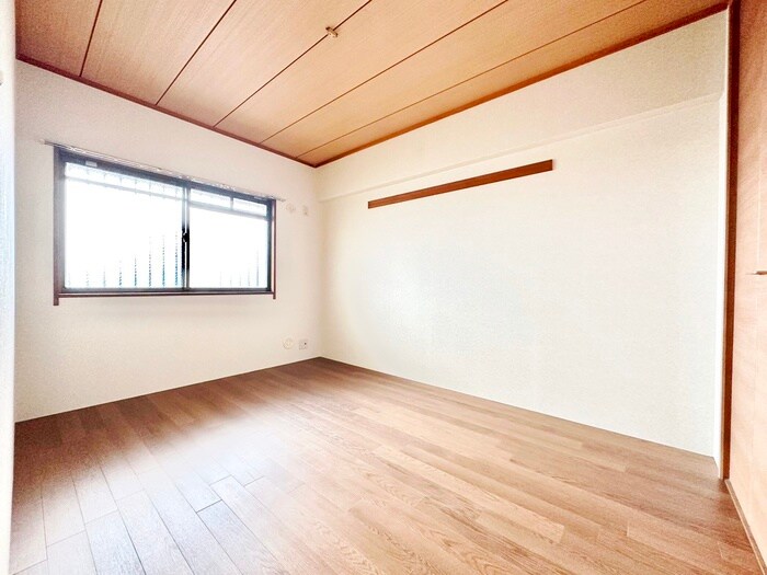 物件内観写真16　(居室)