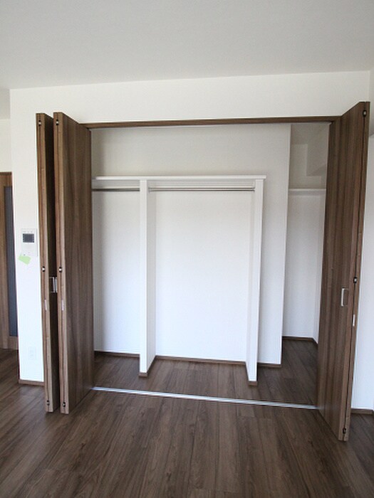 物件内観写真11　(収納)