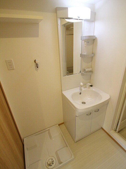 物件内観写真11　(洗面)