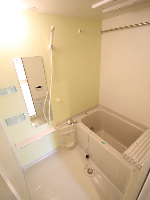 物件内観写真12　(バス／シャワールーム等)