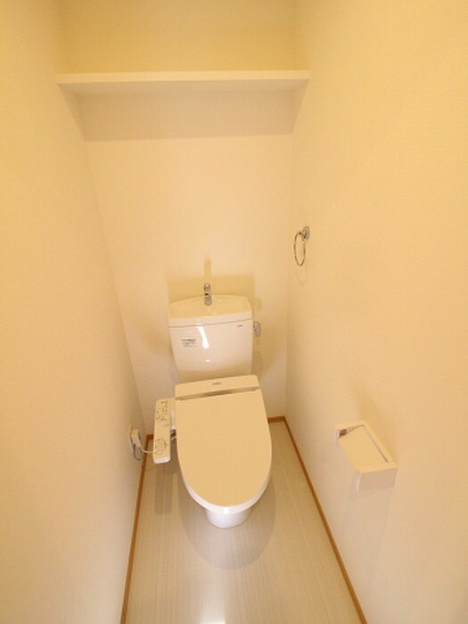 物件内観写真13　(トイレ)